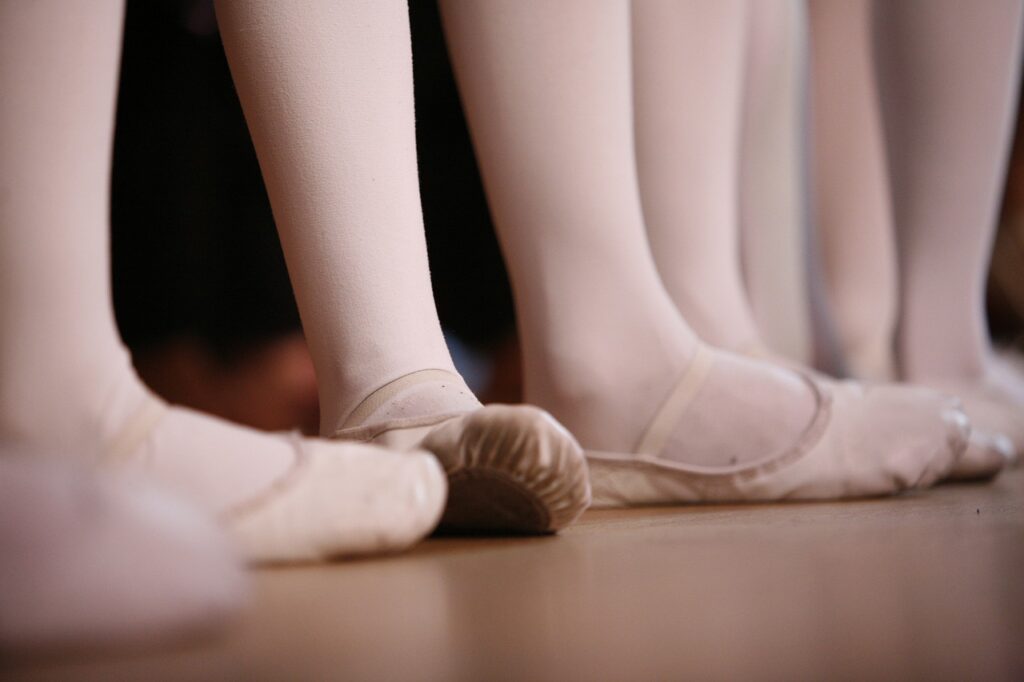 ballet, foot, feet-4941738.jpg